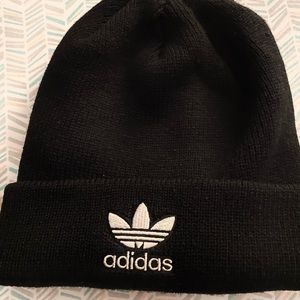 Adidas beanie